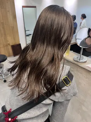 ロング カラー 赤み消しカラー/ ナチュラル/トモキのヘアスタイル
