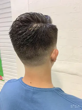 ショート 山内 敢史のヘアスタイル