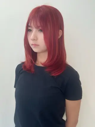ミディアム カラー 小顔レイヤー/ ベージュ🤍Rieのヘアスタイル