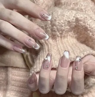 ネイル Pure&Rich Nailのネイルデザイン