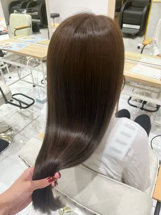 セミロング カラー ∴Sanae. ∴ トータルビューティーのマツエク・マツパデザイン