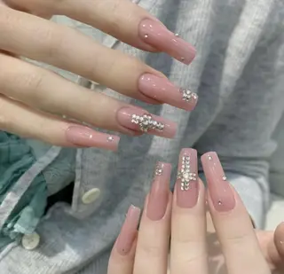 ネイル Pure&Rich Nailのネイルデザイン