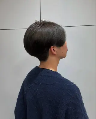 ショート カラー 須山 和香のヘアスタイル