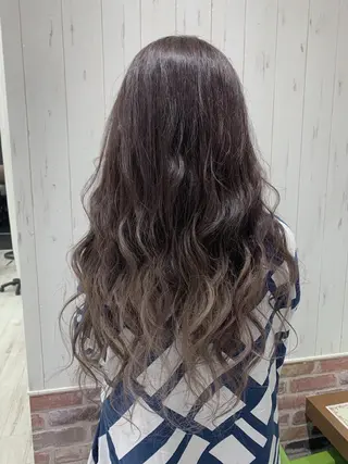 ロング カラー 髪質改善×レイヤー 高嶋のヘアスタイル
