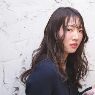 ロング 中山 泰徳のヘアスタイル