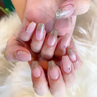 ネイル crystal ⭐︎ colorのネイルデザイン