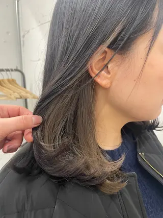 ミディアム カラー suzu 🤍 【 grace 】のヘアスタイル