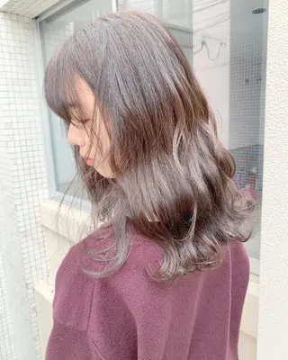 ロング カラー 艶髪・酸性ストレート フリツのヘアスタイル