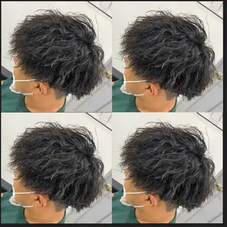 ショート 🔥メンズパーマ 特化 渡辺一翔のヘアスタイル