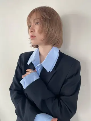 ショート カラー 高田 翔平のヘアスタイル