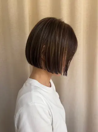 ショート カラー カワサキ カエデのヘアスタイル
