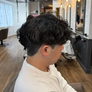パーマ メンズ 山﨑 千尋のヘアスタイル