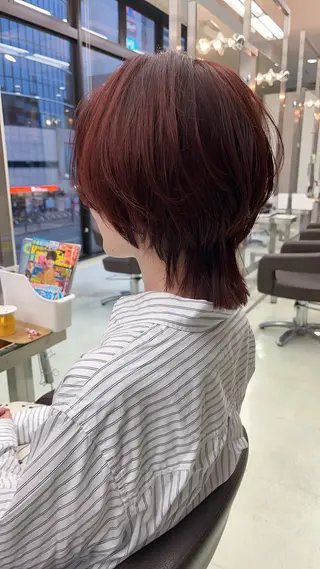 ショート wil西宮レイヤー 西村徹のヘアスタイル