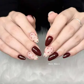 ネイル Hin Nailsのネイルデザイン
