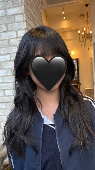 セミロング 韓国レイヤー⋆౨ৎﾟ 透カラー🩶／ユウキのヘアスタイル