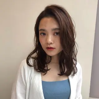 ミディアム ヒラヤマ ユウスケのヘアスタイル