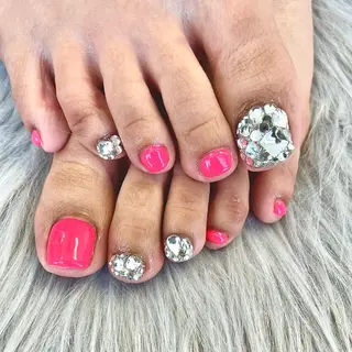 ネイル KUMI💛 MADIAのネイルデザイン