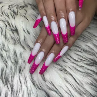ネイル la vie Luire ｱｽｶのネイルデザイン