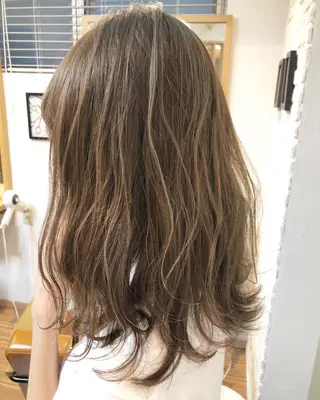 ミディアム カラー ヘアアレンジ 遠藤 拓馬のヘアスタイル