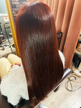 セミロング カラー 東心斎橋☆豆柴 🐾倶楽部のヘアスタイル