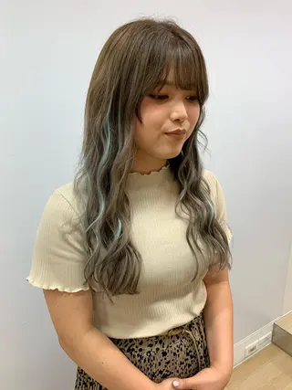 ロング カラー 羽エクステ🩷 🤍まき🤍のマツエク・マツパデザイン