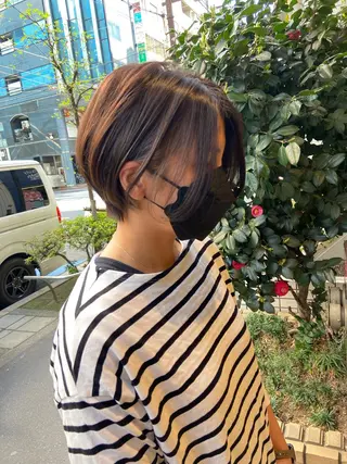 ショート カラー レイヤー💧艶髪 💧Syotaのヘアスタイル