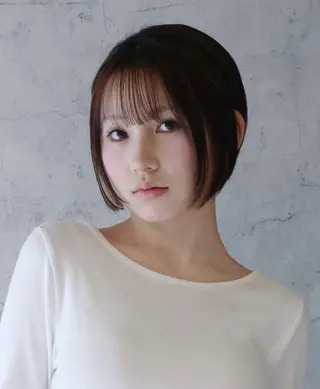 ショート 鈴木 彩女のヘアスタイル