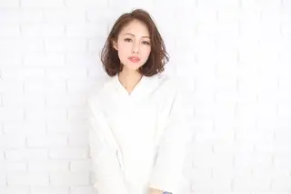 ミディアム カラー noa ノアのヘアスタイル