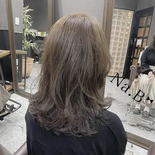 セミロング カラー ジユン 지윤のヘアスタイル