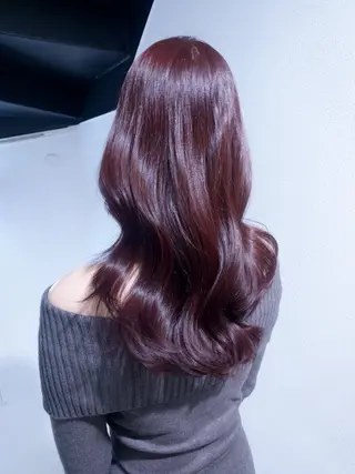 セミロング カラー yiye shioriのヘアスタイル
