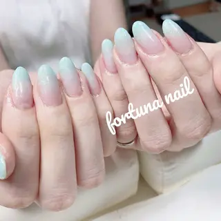 ネイル Nail •Head スパFortunaのネイルデザイン