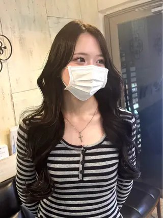 ロング カラー レイヤー/ハッシュカ ット/顔周り/フウカのヘアスタイル