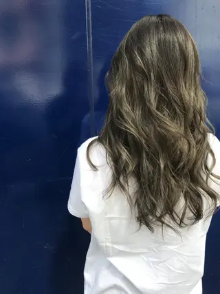 セミロング カラー パーマ ヘアアレンジ 大阪レミーエクステ チビ編み込みのヘアスタイル