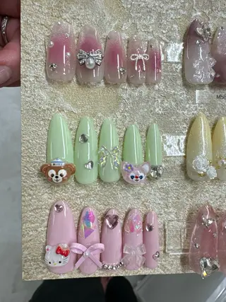 ネイル Queeens nailのネイルデザイン