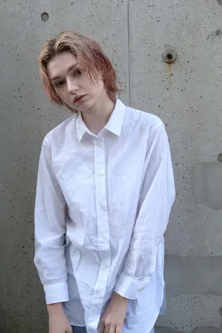 ショート カラー OMA カタギシのヘアスタイル
