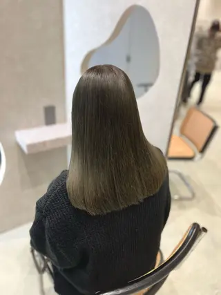 カラー 福島 果音のヘアスタイル