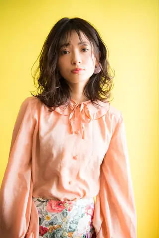 ミディアム THREE byKEEPのヘアスタイル