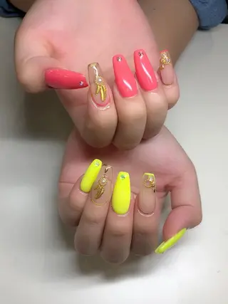 ネイル 伊藤 晴香のネイルデザイン