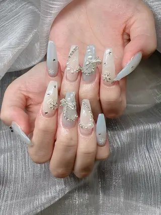 ネイル Lee Nails チップ長さだし専門店のネイルデザイン