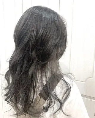 ロング カラー T つぐみのヘアスタイル