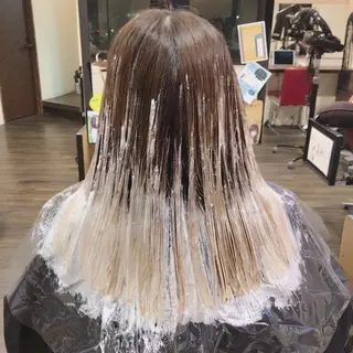 セミロング カラー 烏丸韓国ヘア🇰🇷 ayaka🎀のヘアスタイル