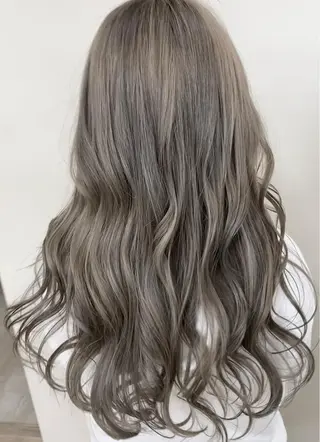 カラー SALOWIN栄 高須大貴のヘアスタイル