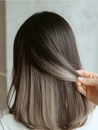 セミロング 【明石の艶髪神様】 染澤尋統のヘアスタイル