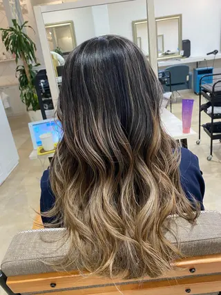 ロング カラー 饒平名 知也のヘアスタイル