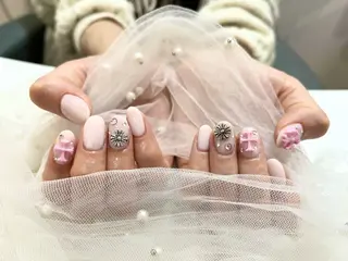 ネイル _WHITE+ 南海難波店のネイルデザイン