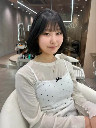 ミディアム カラー ヘアアレンジ 大宮‎🩵縮毛矯正 レイヤー　佐藤和のヘアスタイル