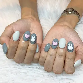 ネイル AERA nail shino🐱⸝꙳のネイルデザイン