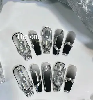 ネイル Theone栄店 松田のネイルデザイン