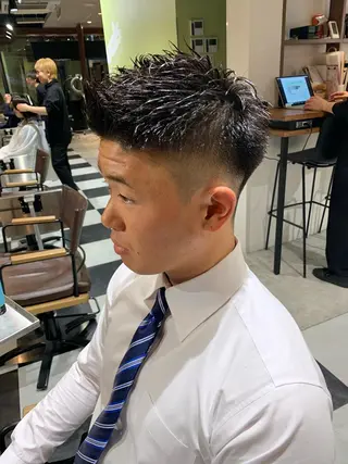 ショート 坪井 彰吾のヘアスタイル