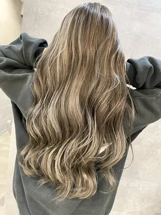ロング 🎀難波美容室🎀 HIKARIのヘアスタイル